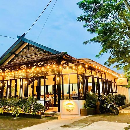 Belaya Hotel Jepara Ngoại thất bức ảnh
